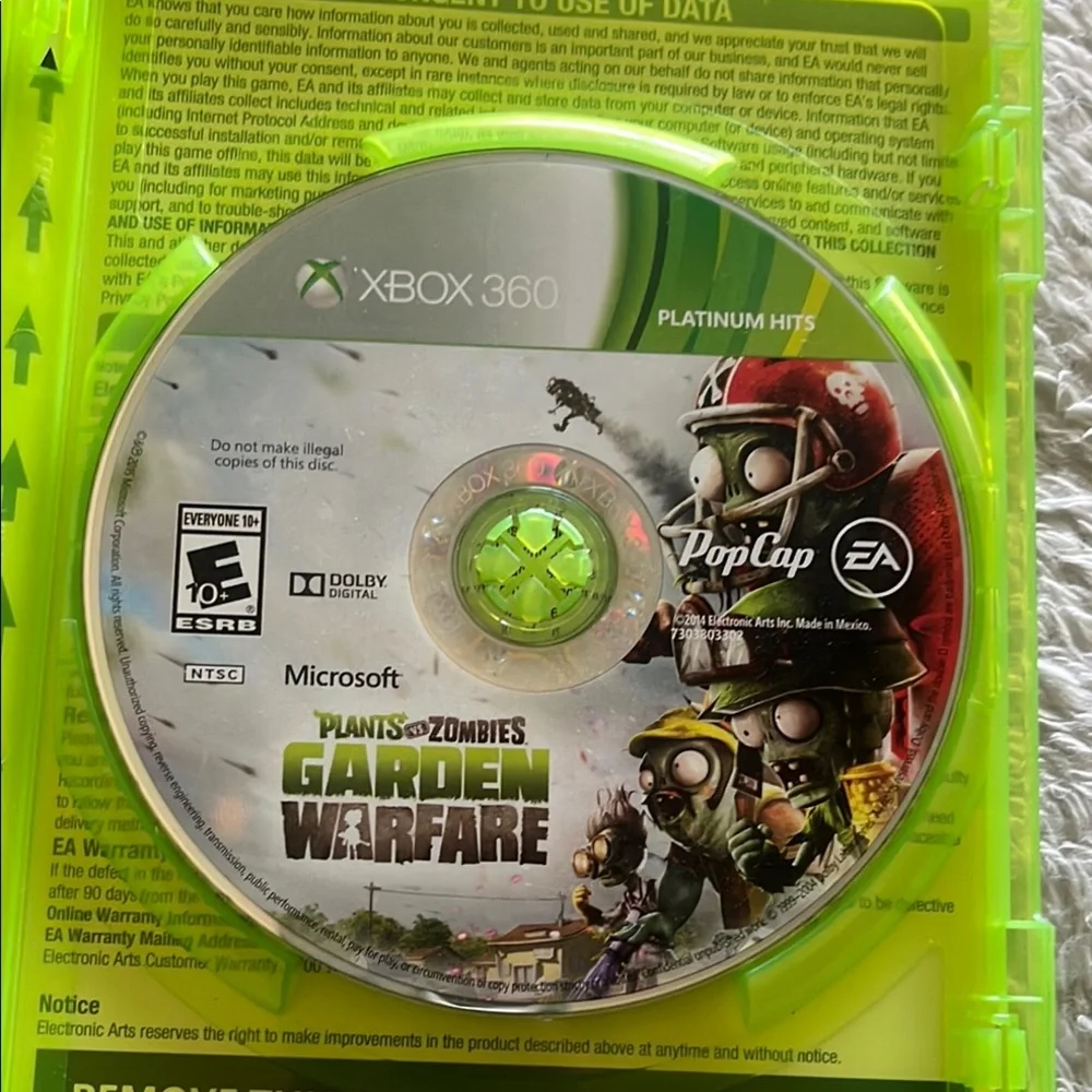 Green Xbox 360 Video Game Plants vs Zombies Garden Warfare